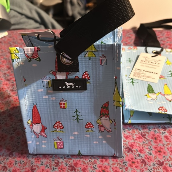 Scout Tiny and Mini Package Gift Bags Reusable Gnome for the Holidays Pattern - Picture 3 of 6